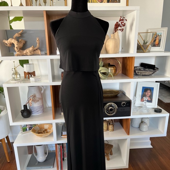 Long black halter dress with mesh waist - Picture 1 of 11